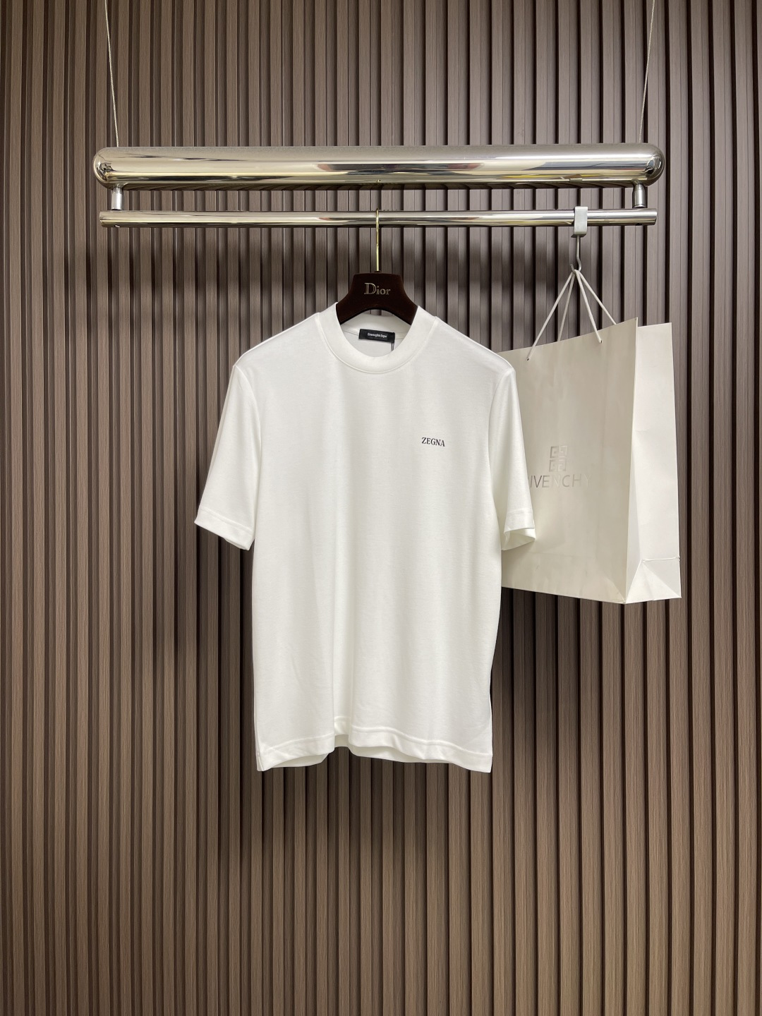 NO:539544,Zegna 2025fw autumn and winter new round neck short-sleeved T-shirt, fashionable and casual base shirt, imported high-quality Australian velvet, giving you cashmere-like care, very close-fitting and soft, chest embroidery, simple and easy to match, a must-have artifact for single wear base in autumn and winter. Size S-XXL,, T-shirt,tees, t-shirt,alexander wang19860909Zegna 2025fw秋冬新品圆领短袖T恤,时尚休闲打底衫,进口优质澳绒打造,给您羊绒般的呵护、非常贴身柔软,胸前标识刺绣,简约易搭配,秋冬单穿打底必备神器.尺码S-XXL,,T-shirt,tees，t-shirt,alexander wang,Men's clothing