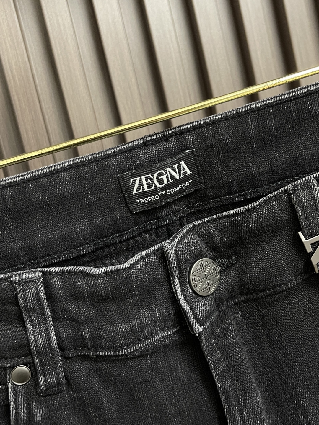 🛒🛒Ermenegildo Zegna 2025SS早秋新品，时尚休闲牛仔裤，进口原版水洗弹力面料，上身