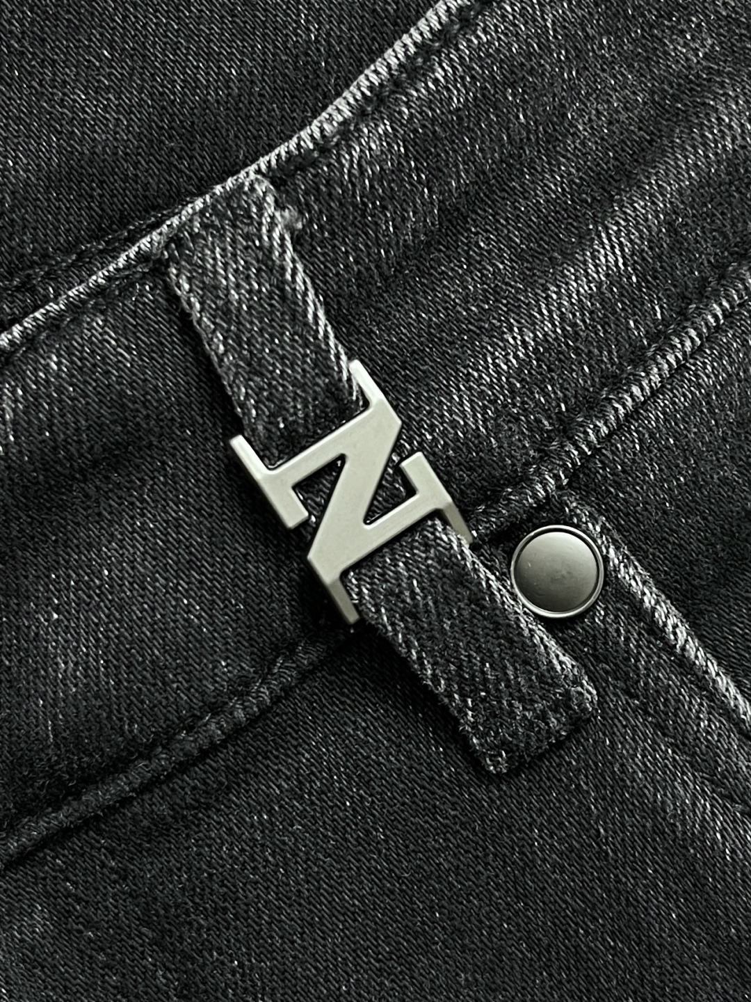 🛒🛒Ermenegildo Zegna 2025SS早秋新品，时尚休闲牛仔裤，进口原版水洗弹力面料，上身