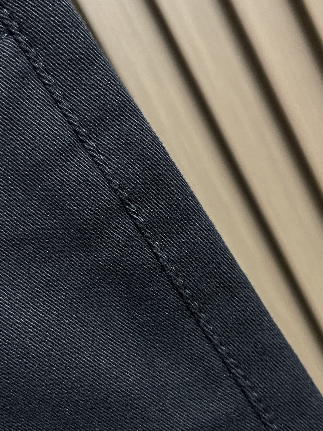 🛒🛒Hermes 爱马仕秋冬新款休闲裤 定制面料 透气舒适度高，细节无可挑剔，品牌元素设计理念，体现高品