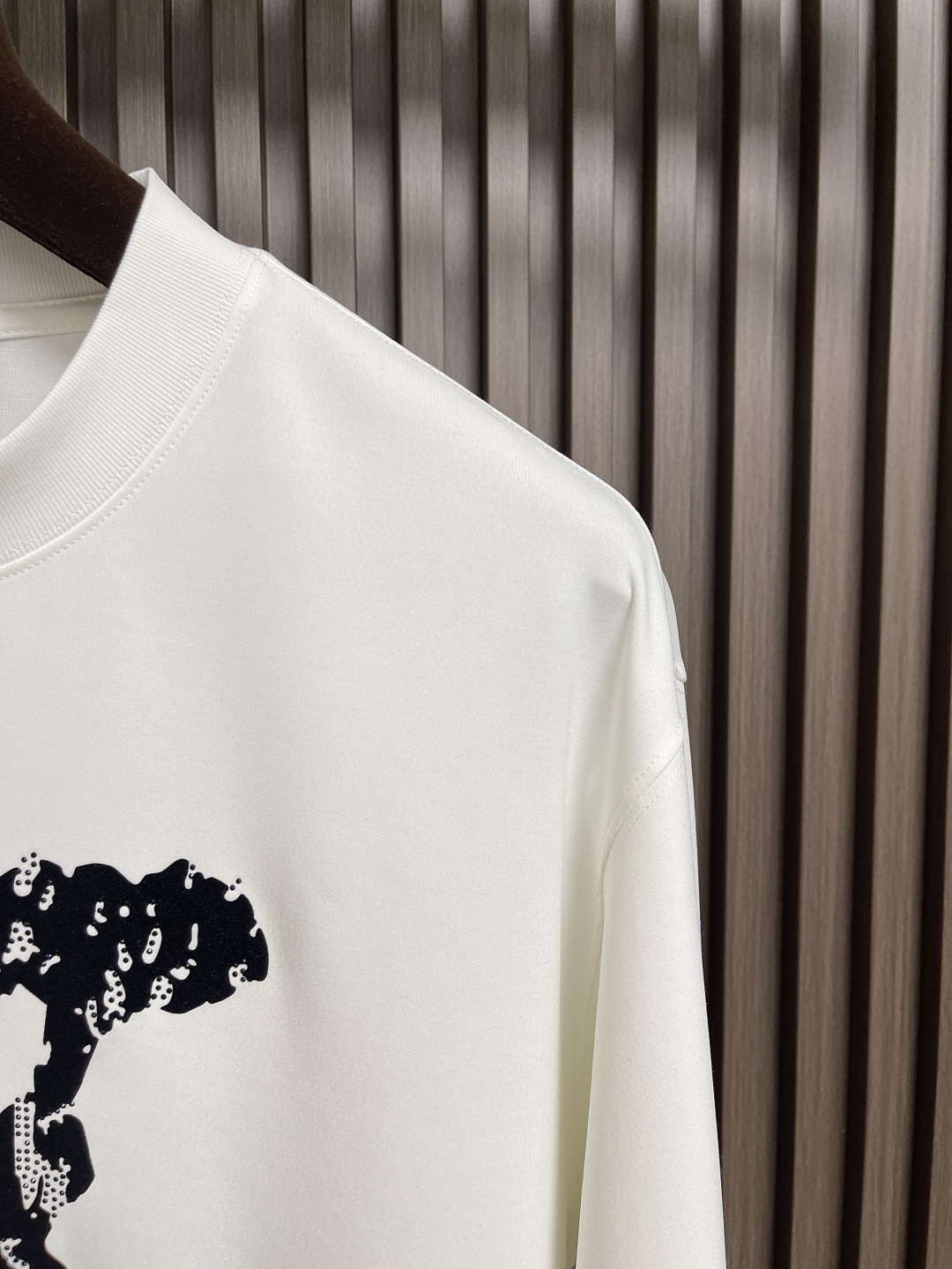 🛒🛒LV 2025fw 印花logo长袖t恤，定制260g全棉双纱紧密爽滑面料，布面干净，布纹清晰，手感