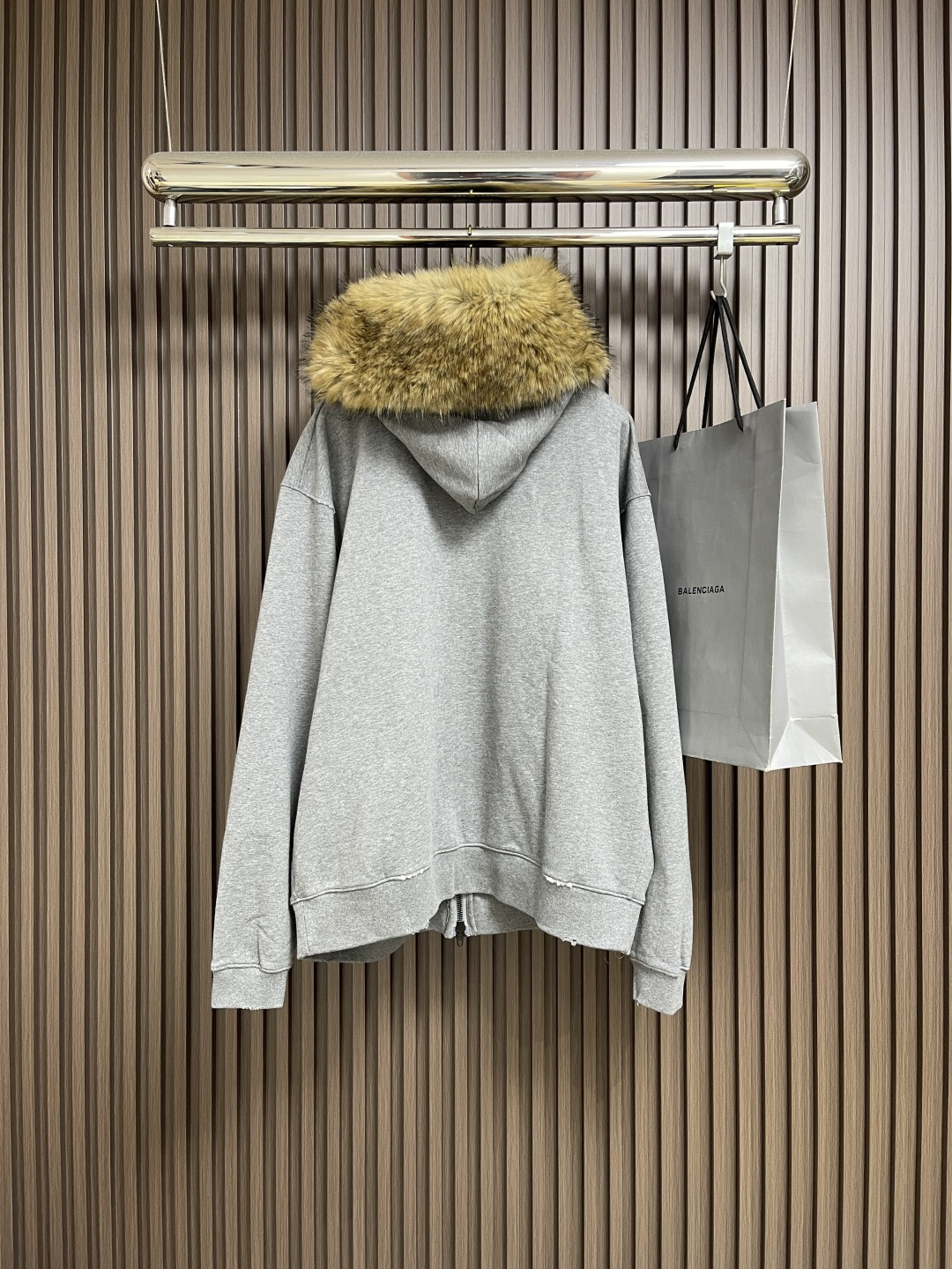 🛒🛒Balenciaga Blcg Lusury秋冬新款毛领拉链连帽卫衣，整衣全部定做 面料轻微抓毛 五