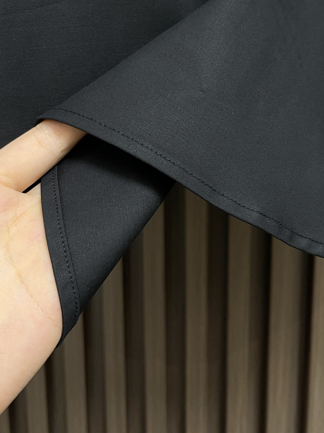 🛒🛒Maison Margiela马吉拉MM6 2025SS秋冬长袖衬衫 面料采用澳洲进口180g天纱定