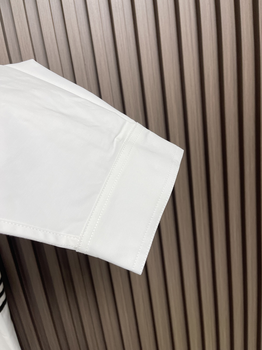 🛒🛒Maison Margiela马吉拉MM6 2025SS秋冬长袖衬衫 面料采用澳洲进口180g天纱定