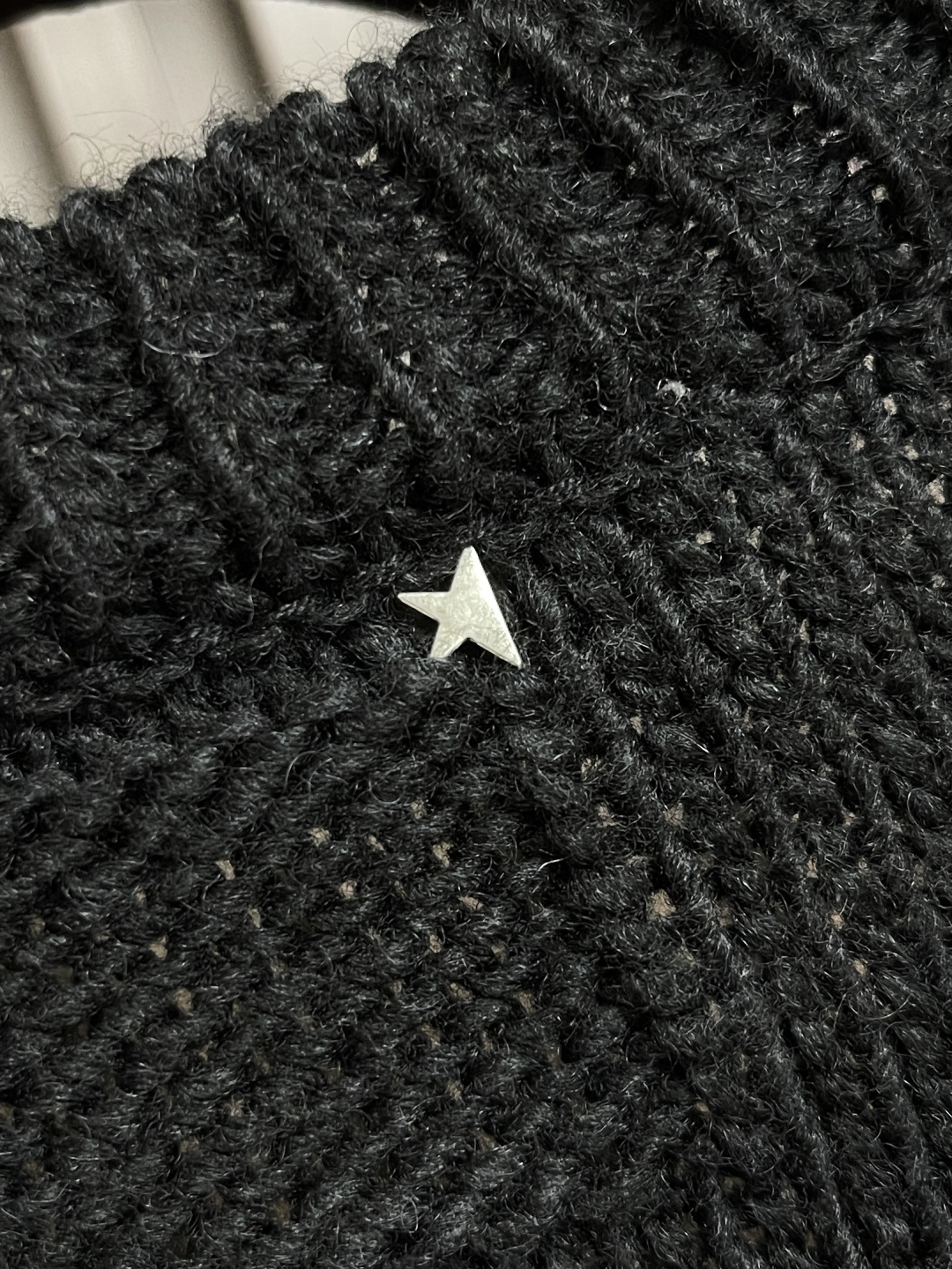 🛒🛒Goiden Goose 2025SS格纹针织圆领毛衣，面料采用采用16支混纺，进口机德国（斯托尔）