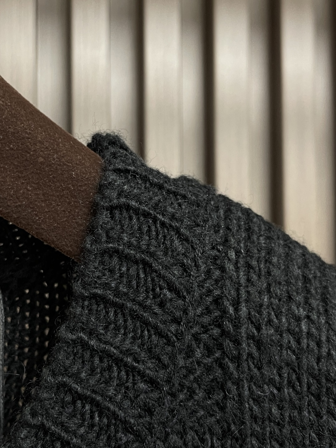 🛒🛒Goiden Goose 2025SS格纹针织圆领毛衣，面料采用采用16支混纺，进口机德国（斯托尔）