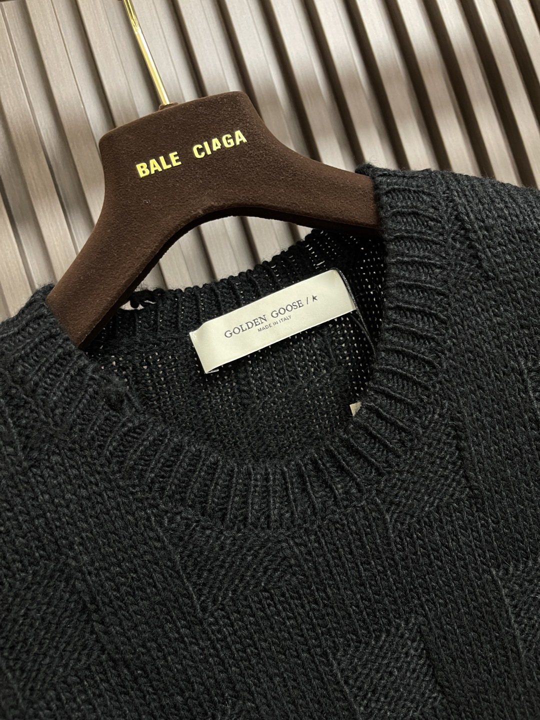 🛒🛒Goiden Goose 2025SS格纹针织圆领毛衣，面料采用采用16支混纺，进口机德国（斯托尔）