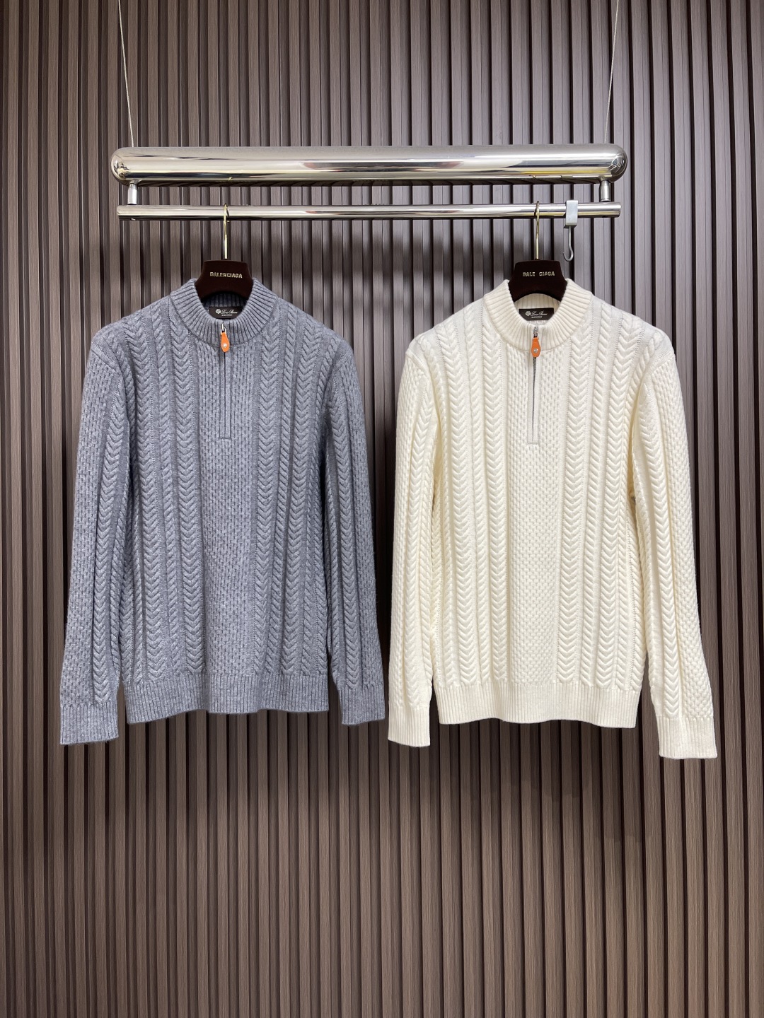 🛒🛒loro Piana lP🆕 秋冬新款半拉练针织毛衣，经典设计感与颜值爆棚的外套，品质更是无法挑剔品