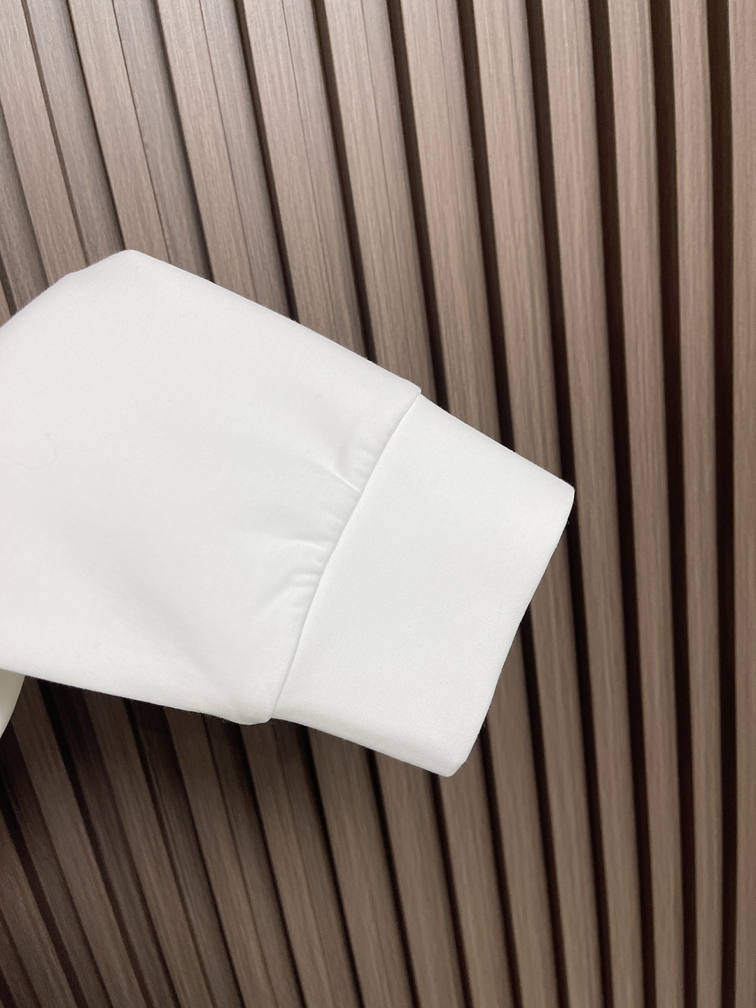 🛒🛒LV 2025FW早秋涂鸦logo标识圆领卫衣，logo 标识精致升级，420克双股大毛圈面料同缸染