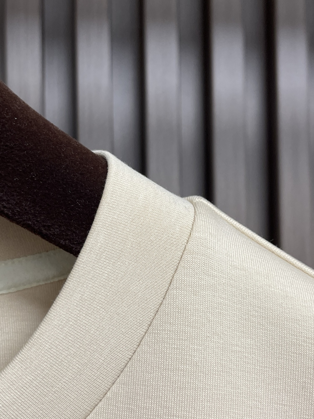 🛒🛒Burberry 2025SS新款镂空战马标识圆领卫衣，面料精选26s双纱与底10s绒纱面料，罗纹部