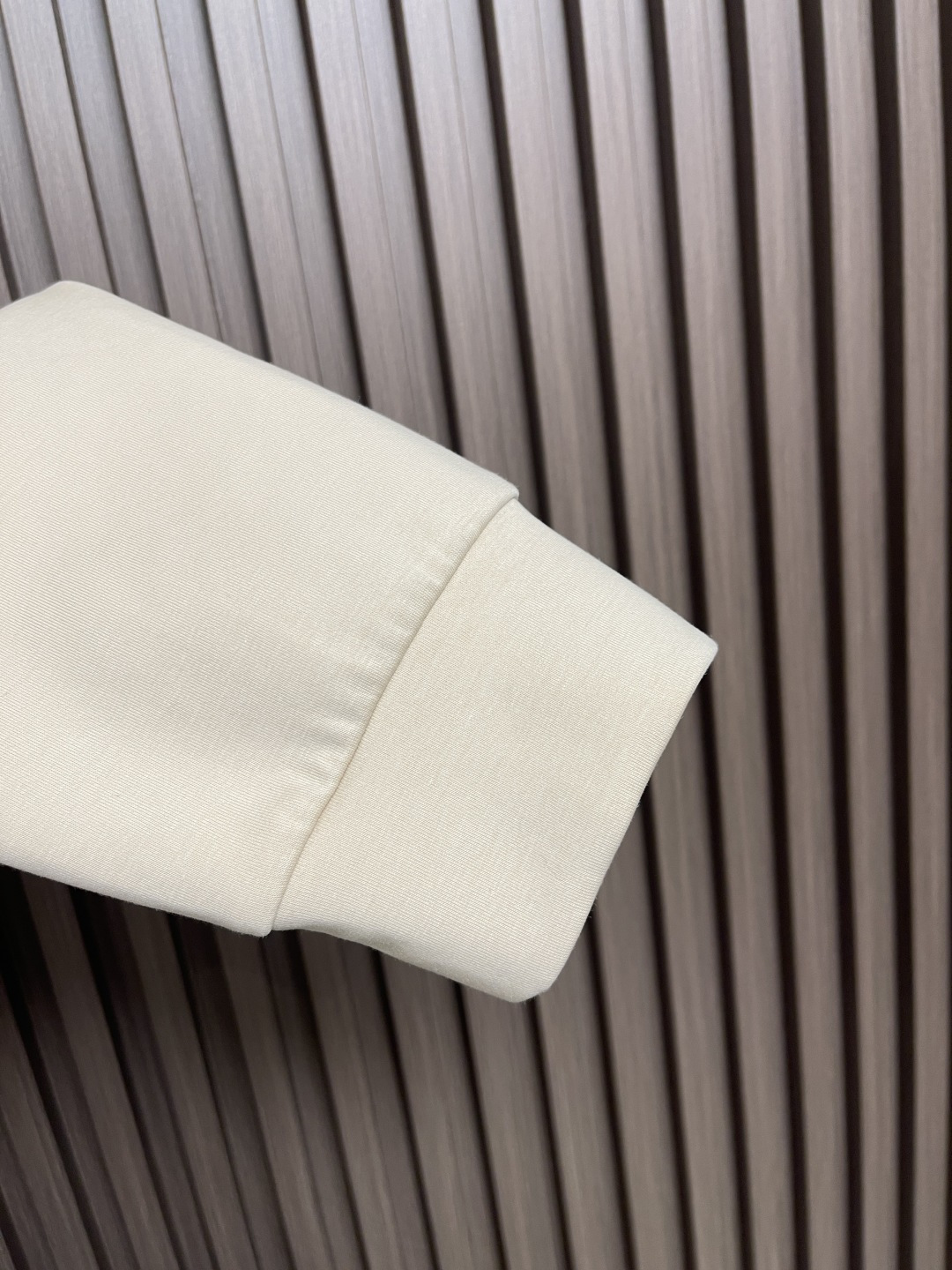 🛒🛒Burberry 2025SS新款镂空战马标识圆领卫衣，面料精选26s双纱与底10s绒纱面料，罗纹部