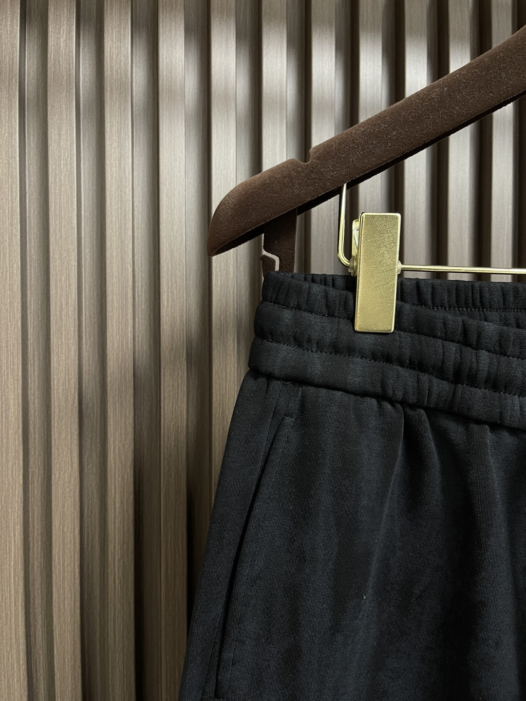 🛒🛒Balenciaga 2025SS早秋新款直筒休闲卫裤，简约时尚新款定制面料，身穿手感舒适 低调不失