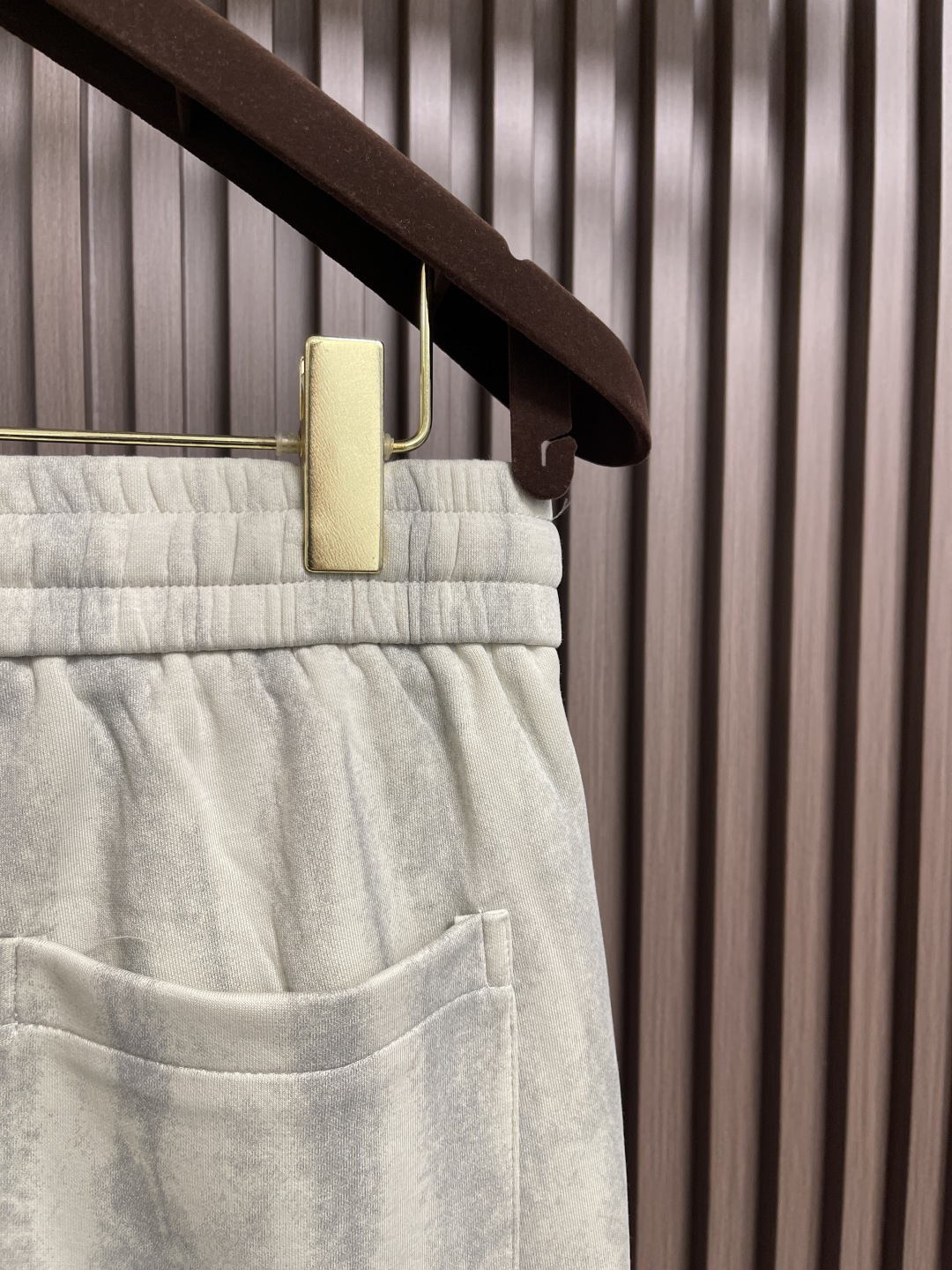 🛒🛒CH 克罗心 2025ss秋冬新款松紧裤阔腿裤，身穿着非常舒适 低调不失奢华 穿出去非常有档次，裤型