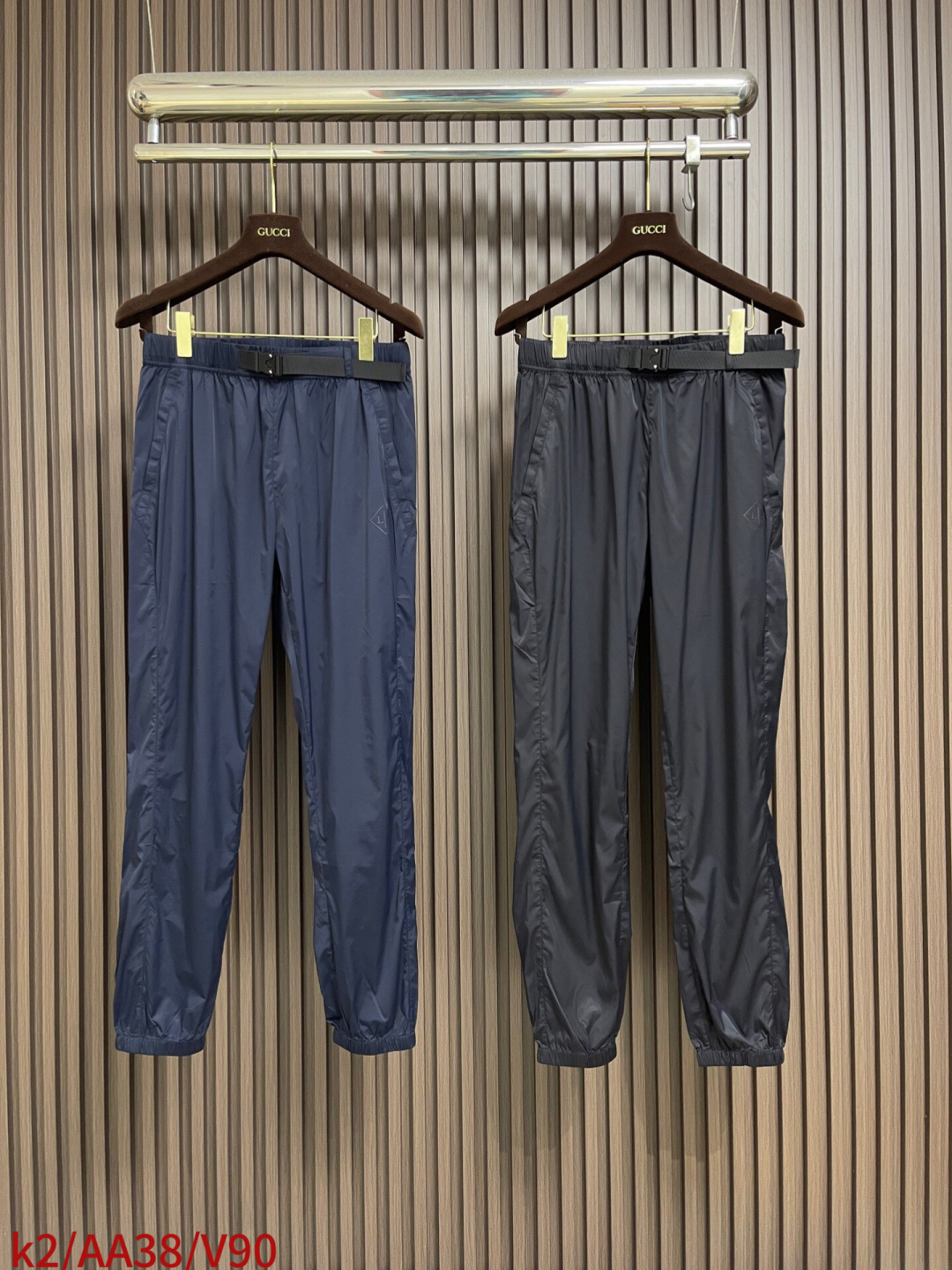🛒🛒Loro piana LoroPiana 束腿休闲裤 肉眼可见的利落裁剪，直筒修身款裤型！密实齐整走