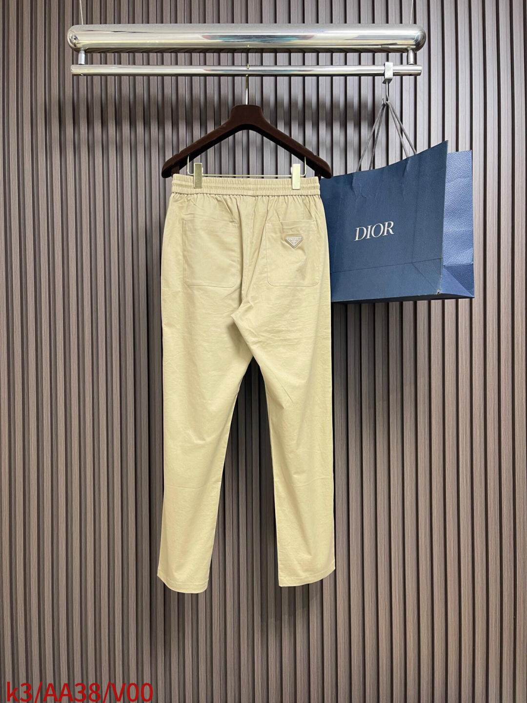 🛒🛒Prada 2026ss运动休闲裤，面料舒适透气，双侧插口袋设计！一款日常穿着，兼备多功能休闲裤走了