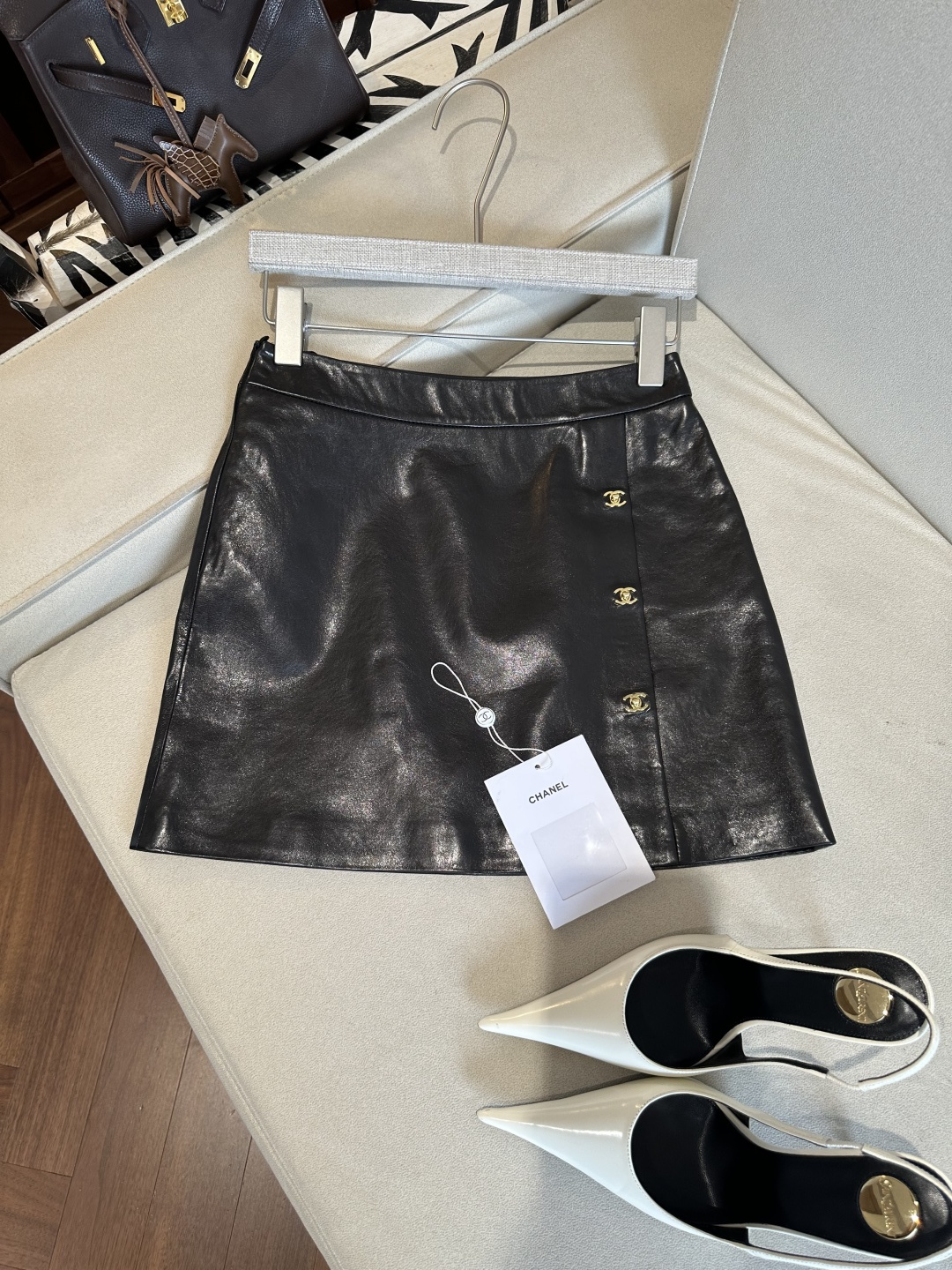 NO:891807,CHANE*L Italian imported vegetable tanned leather skirt, top quality S-XL special sizes can be customized, Chanel-clothing, chanel, chanel, skirts,19860909CHANE*L意大利进口植鞣皮皮裙 顶级品质S-XL特殊码数可定制,香奈儿-服装,chanel,chanel,skirts,,Women's clothing