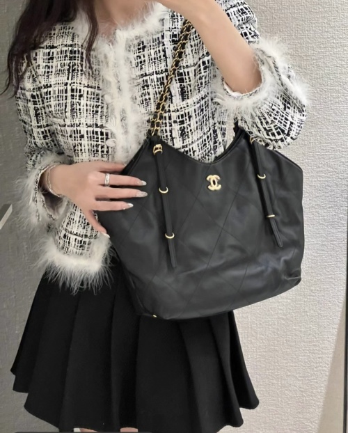 Chanel Quilted Leather Shoulder Bag - Street Style Icon 1 Chanel Quilted Leather Shoulder Bag - Street Style Icon