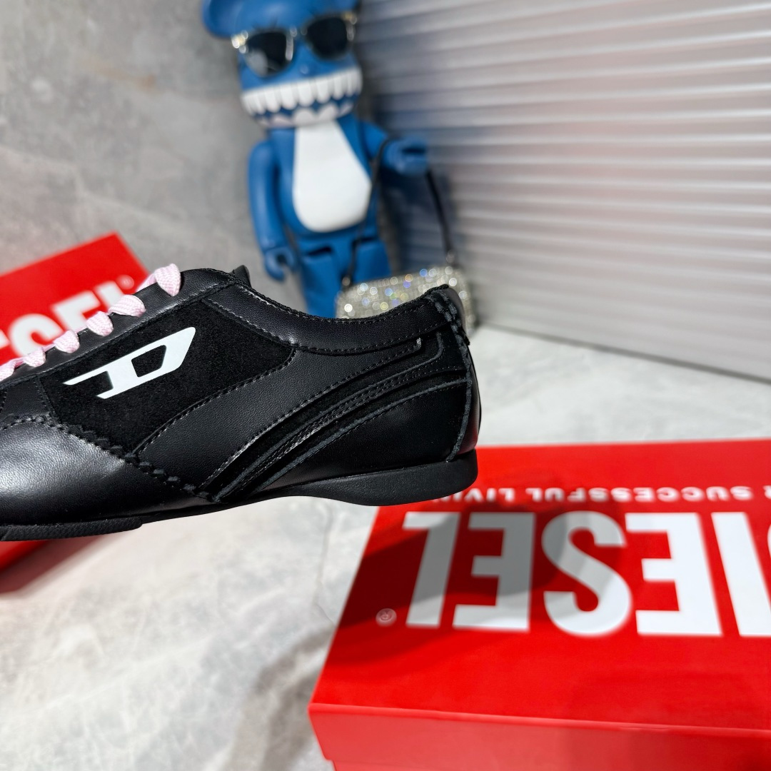 Designer Sneakers