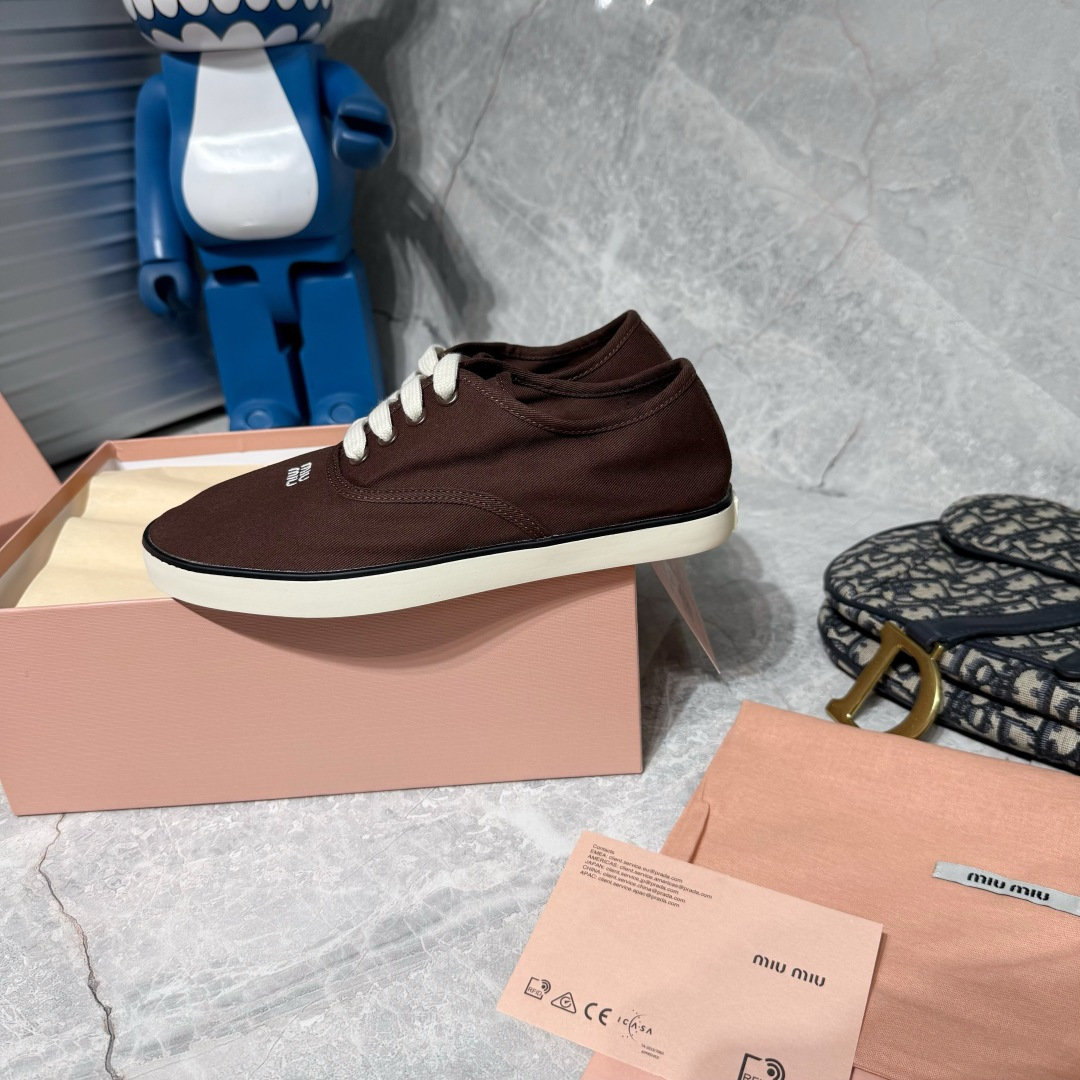 Miu Miu Sneakers