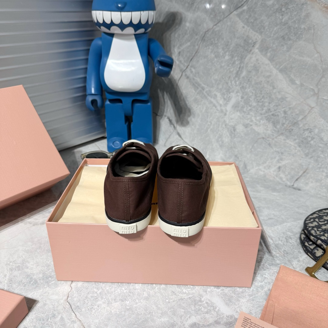 Miu Miu Sneakers