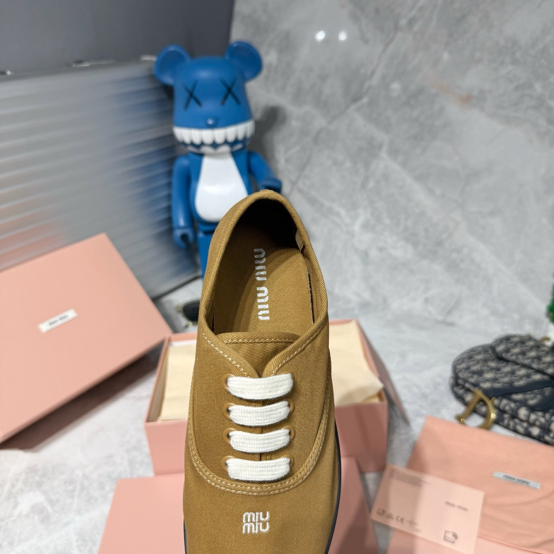 Miu Miu Sneakers