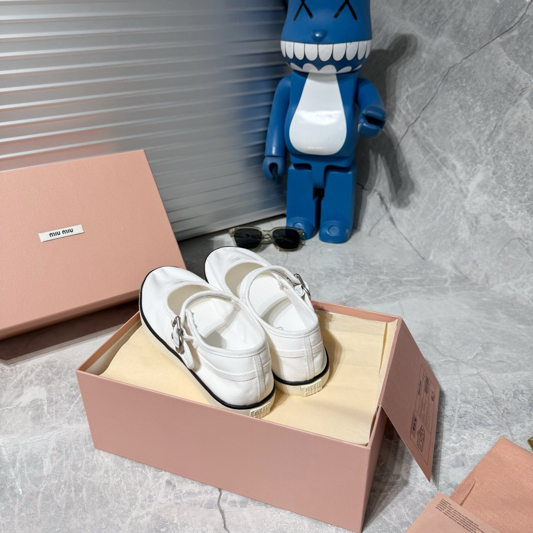 Designer Women Shoes