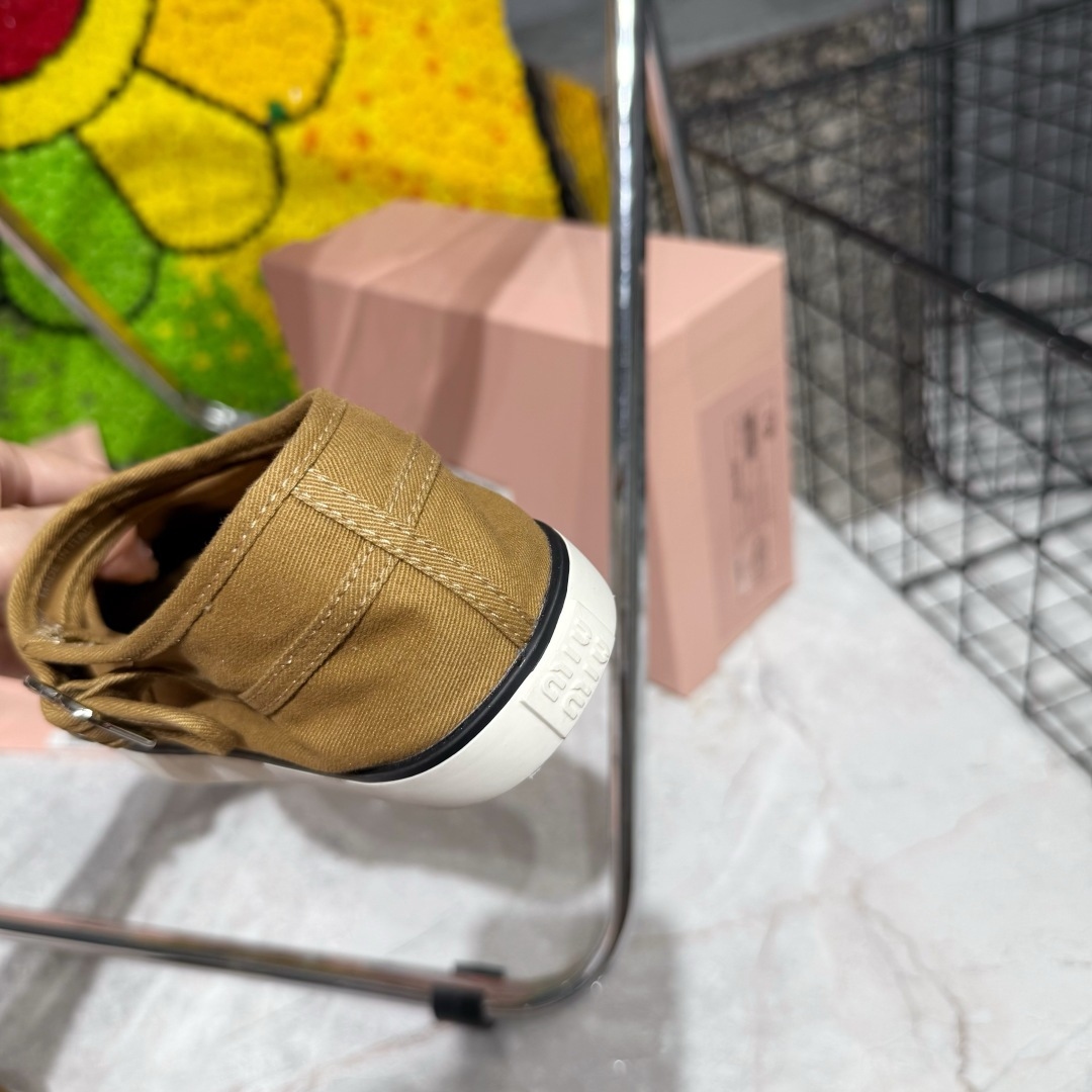 Designer Women Shoes