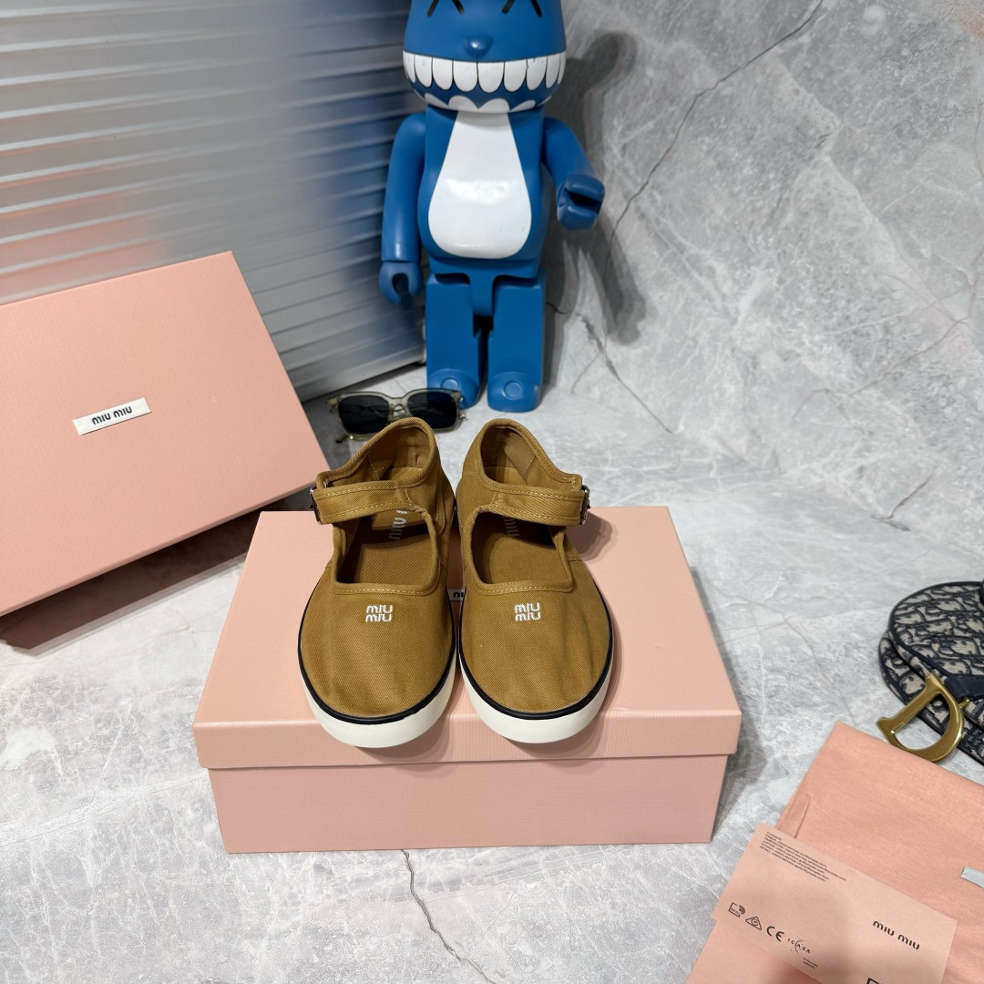 Designer Women Shoes
