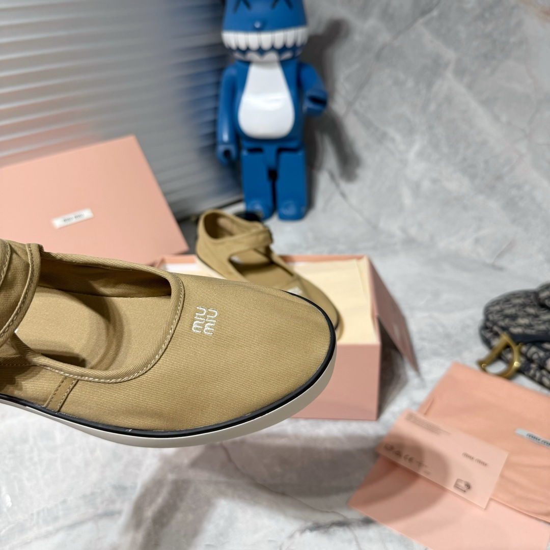 Designer Women Shoes