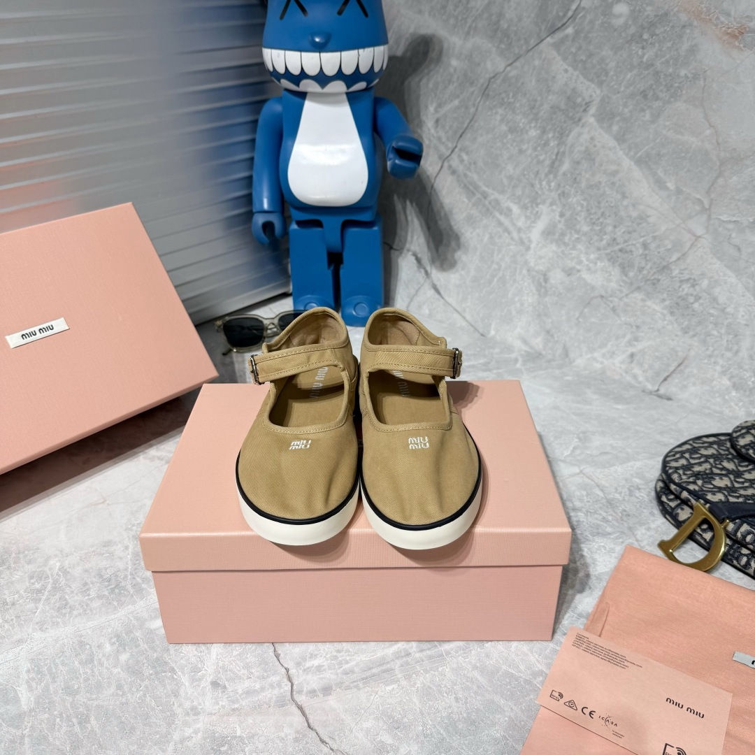 Designer Women Shoes