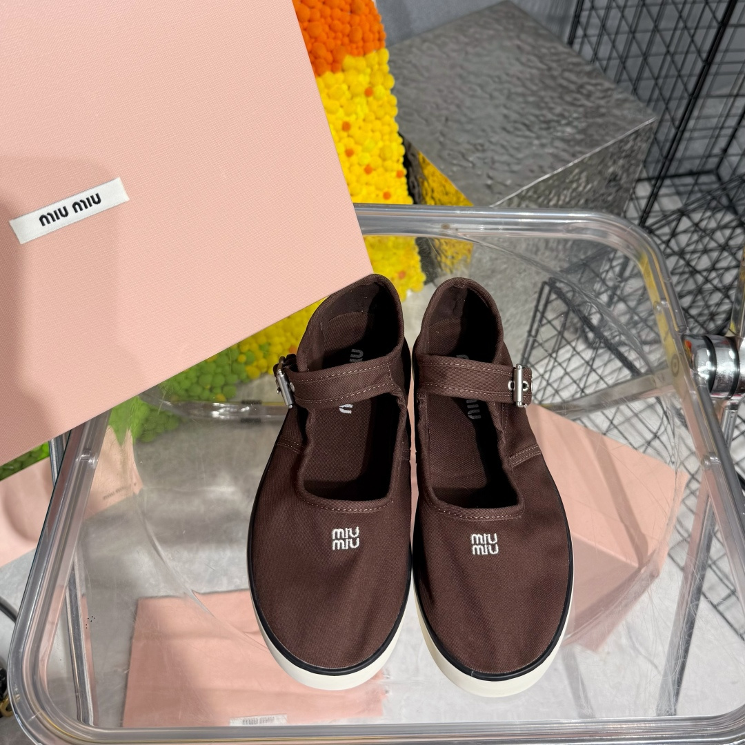 Designer Women Shoes