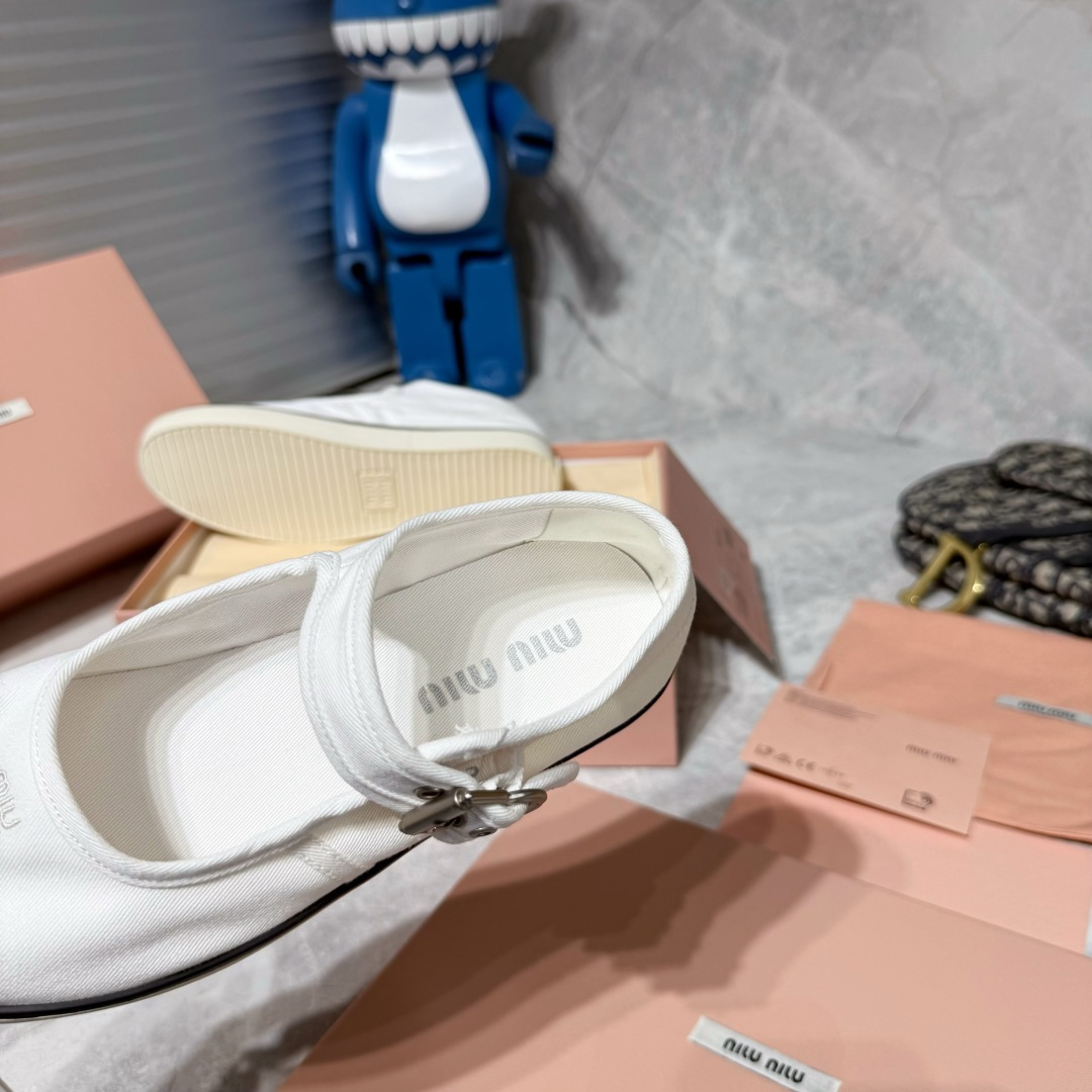 Designer Women Shoes