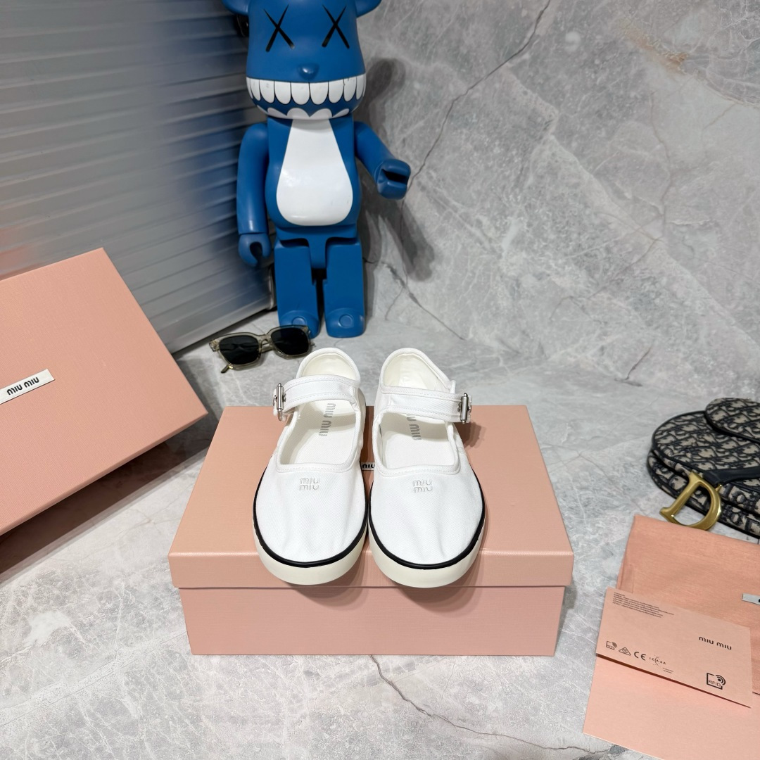 Designer Women Shoes