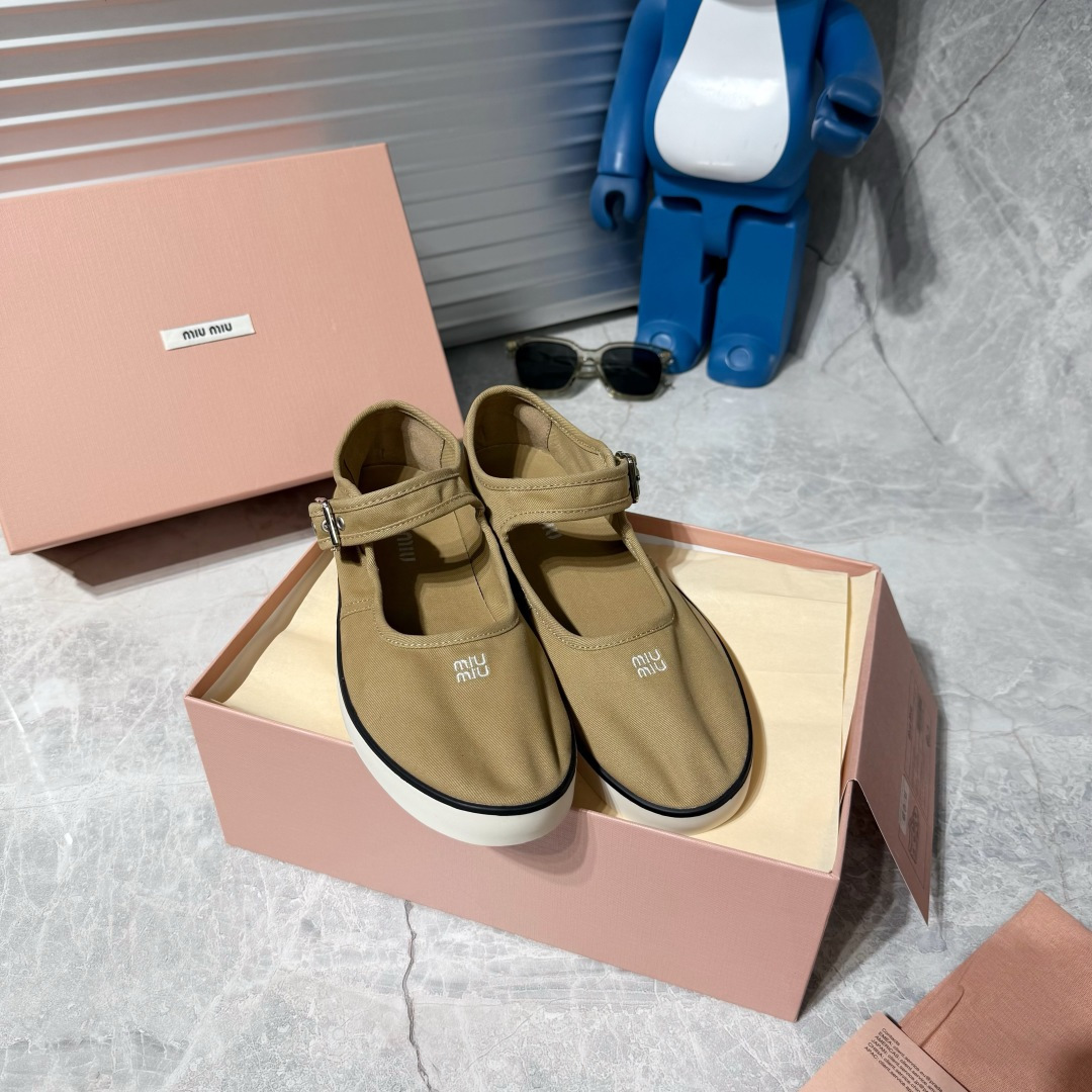 Designer Women Shoes