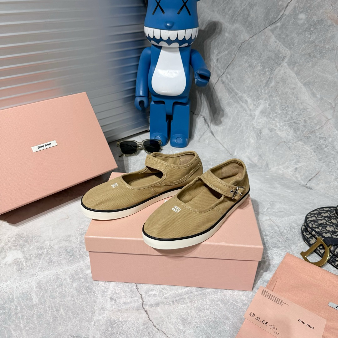 Designer Women Shoes