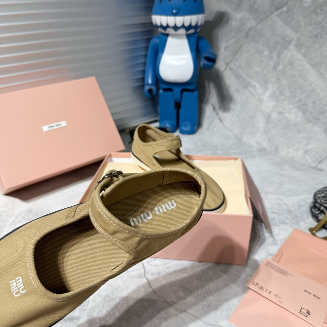 Designer Women Shoes