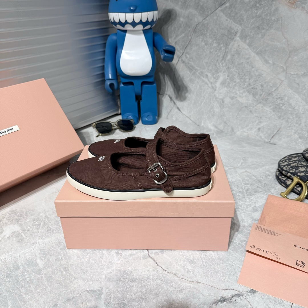 Designer Women Shoes