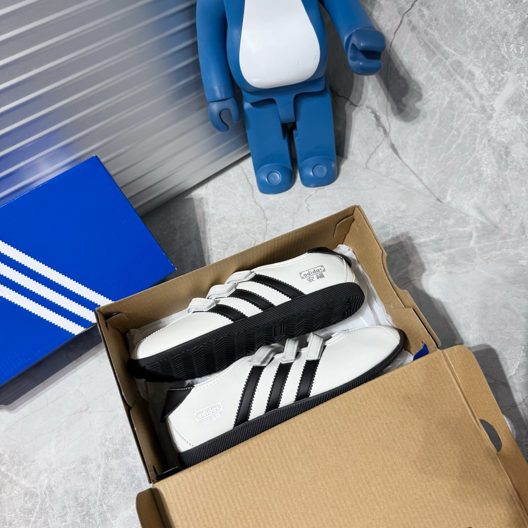 Designer Sneakers