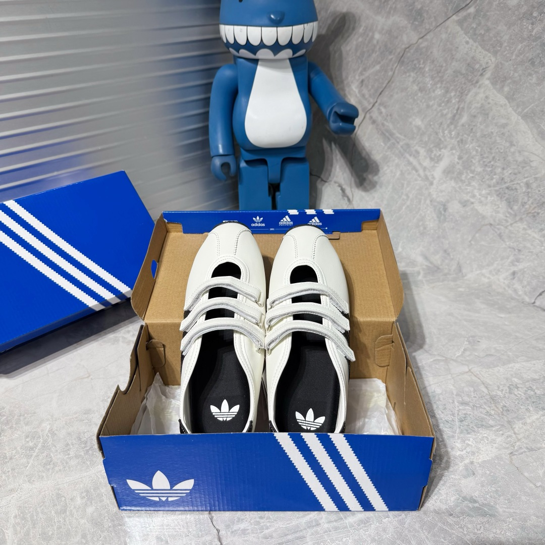 Designer Sneakers