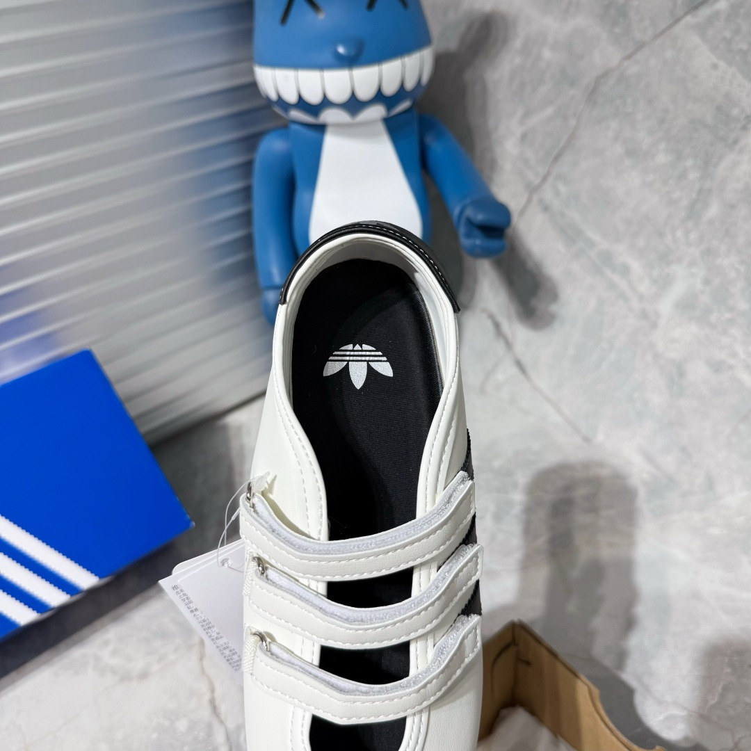 Designer Sneakers