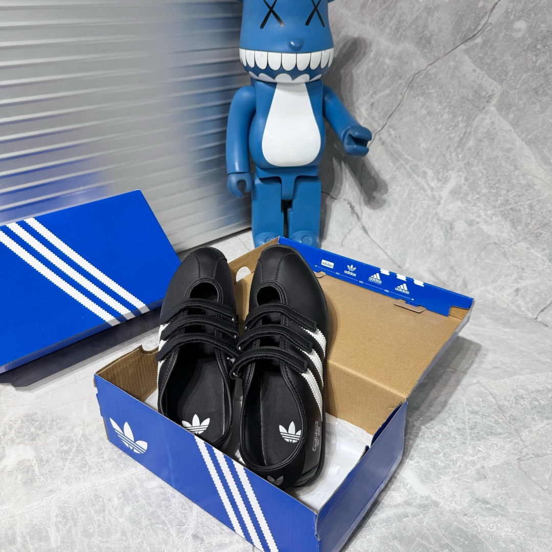Designer Sneakers