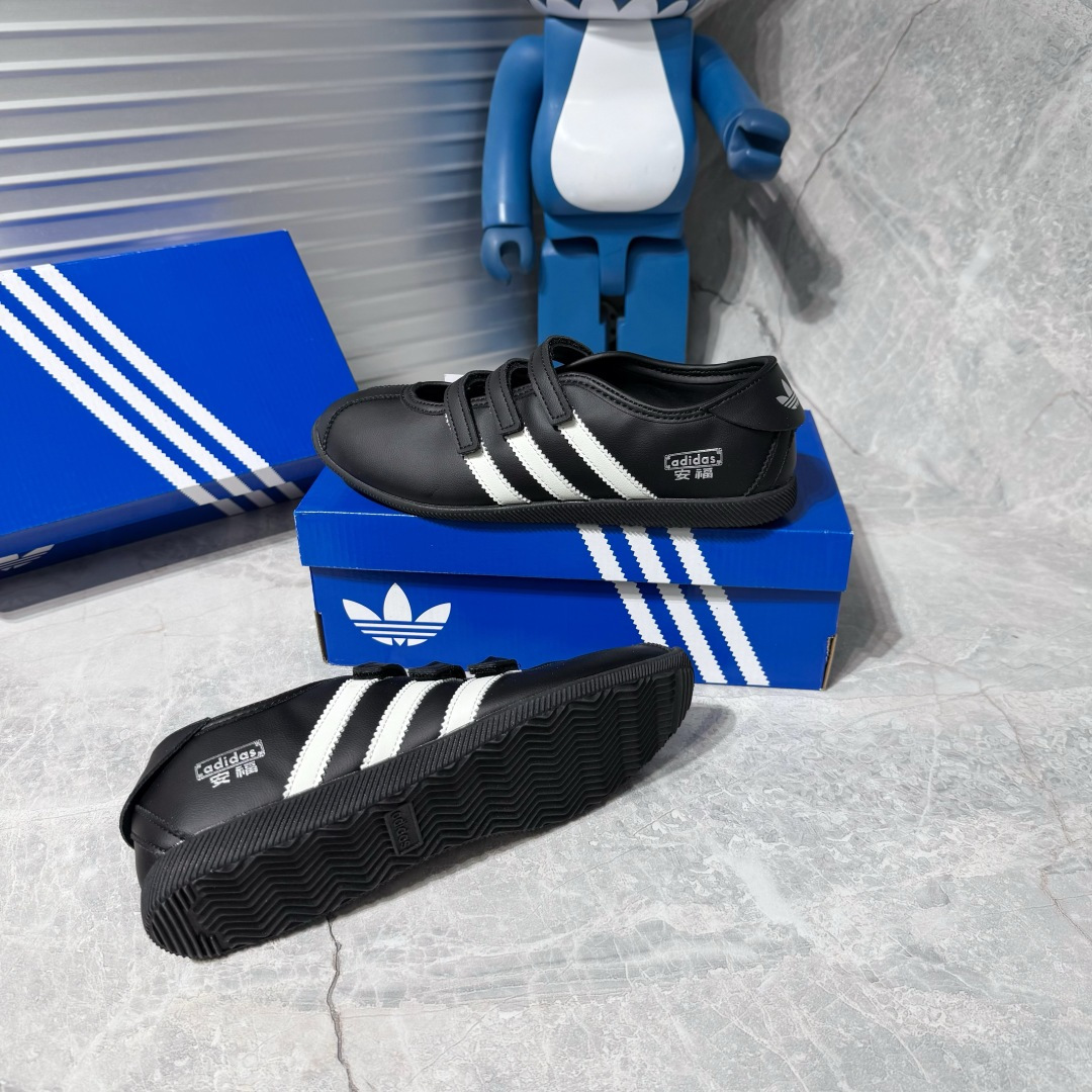Designer Sneakers