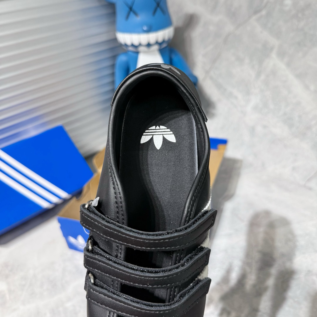 Designer Sneakers