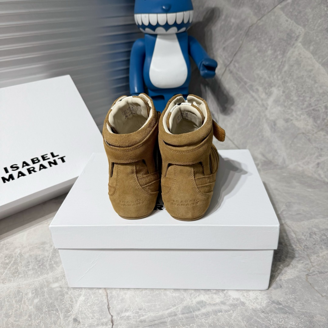 Designer Sneakers
