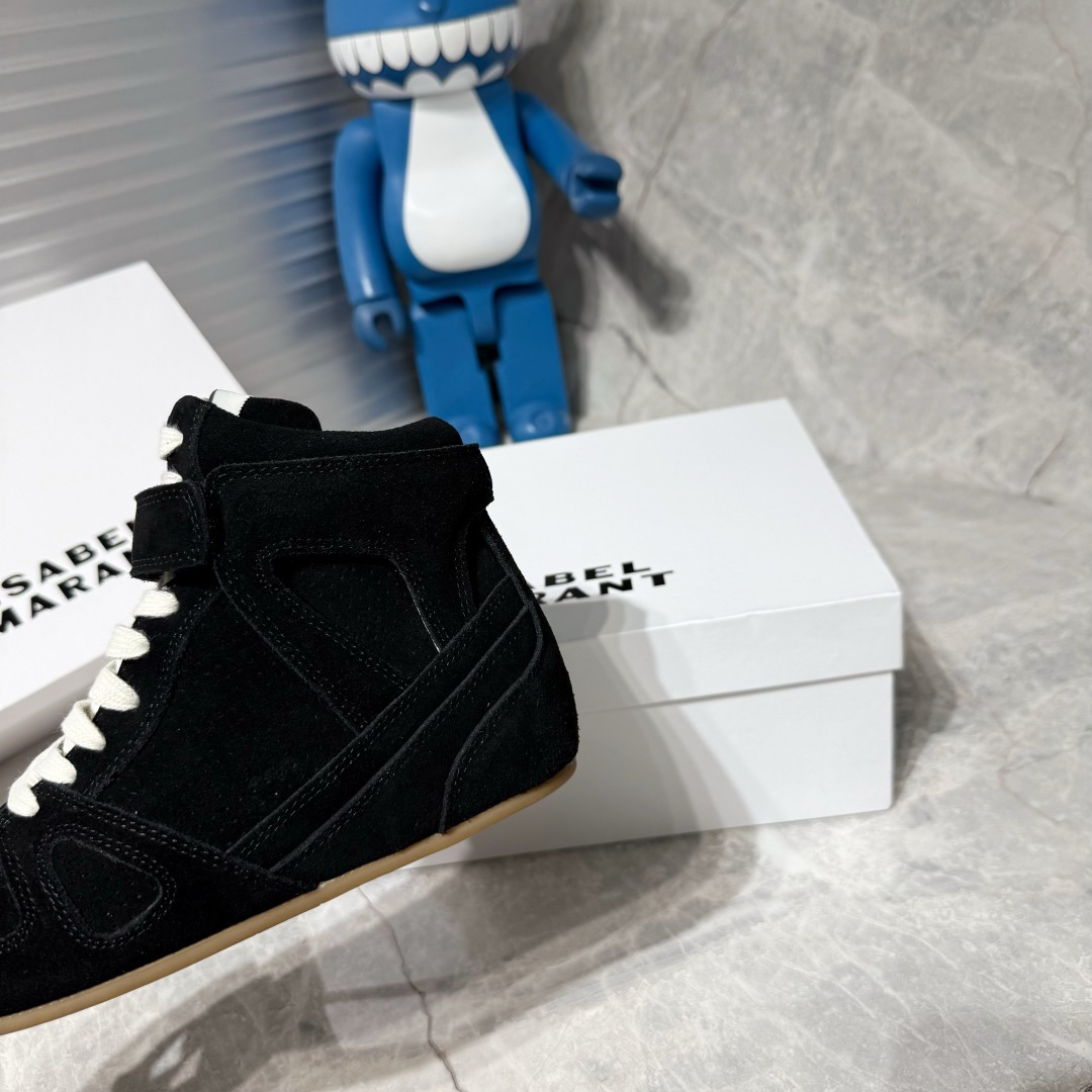 Designer Sneakers