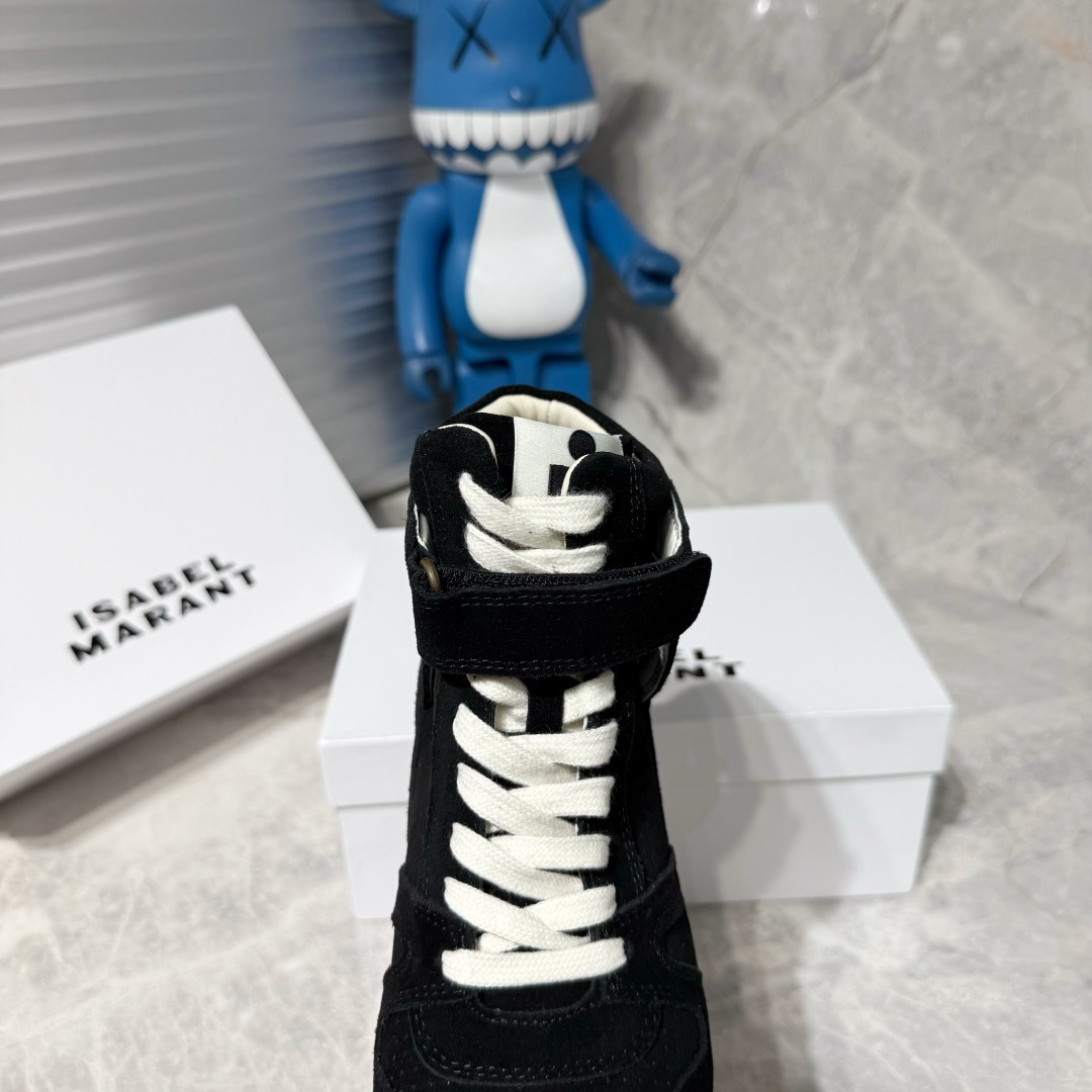 Designer Sneakers