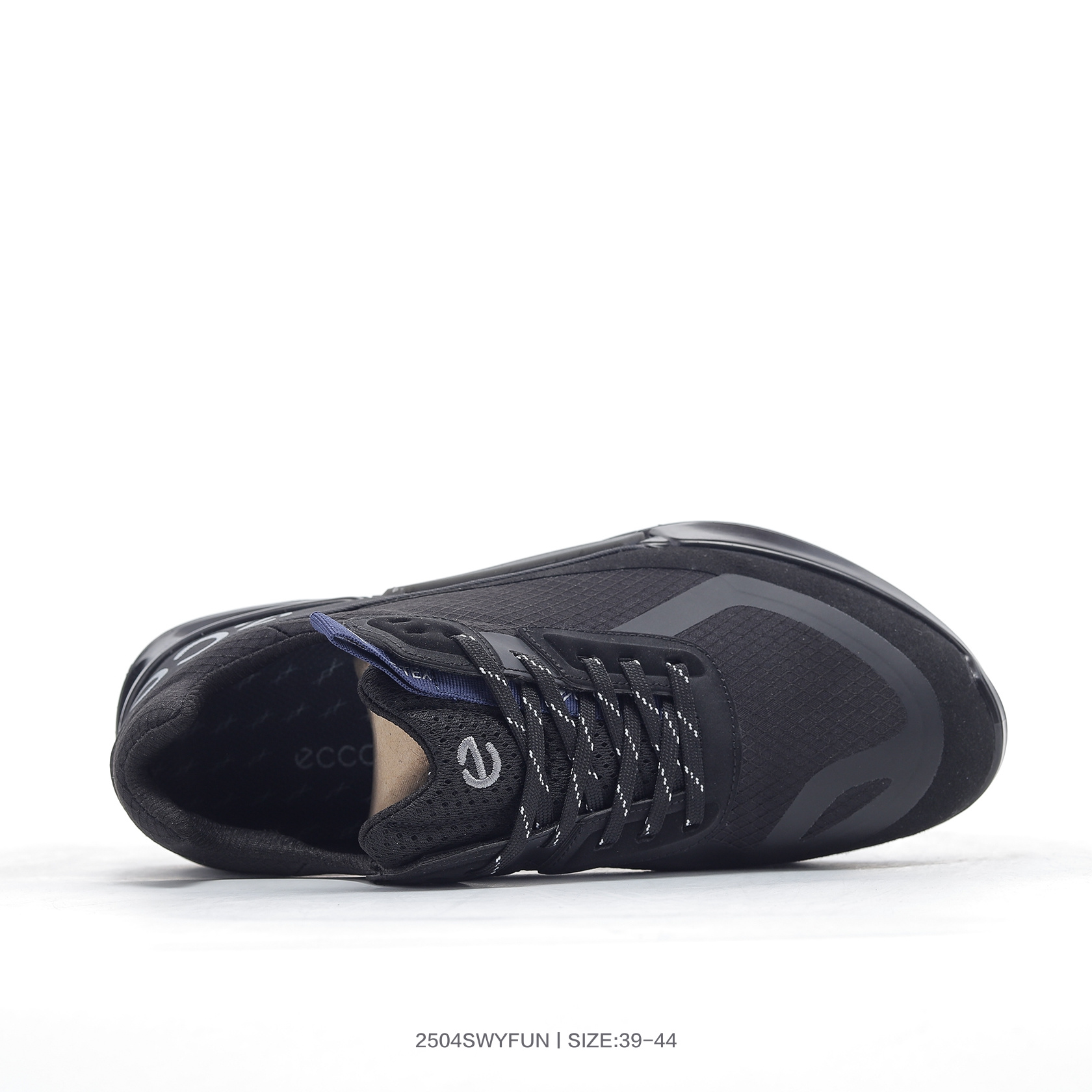 💰200
ECCO爱步运动鞋25年新款 市面最高版本
皮革跑步鞋健步BIOMC黄景瑜同款
25年全新新款鞋面选用迪尼玛牛皮
抗撕裂性能增强轻盈耐磨
多场景适配 鞋面打孔细节 清爽透气
细节满满 潮流撞色设计 演绎炫彩魅力
结合鞋楦,大底,中底的三维一体科技
性能优越 伴你尽情探索都市
直接注塑科技 一体成型 舒适贴合
提供长效出色的缓震性能 轻质橡胶大底
具有良好的耐磨性和抓地力
助你轻松应对不同户外场景 货号: 82283451052
码数:39 40 41 42 43 44
编号:2504SWYFUN