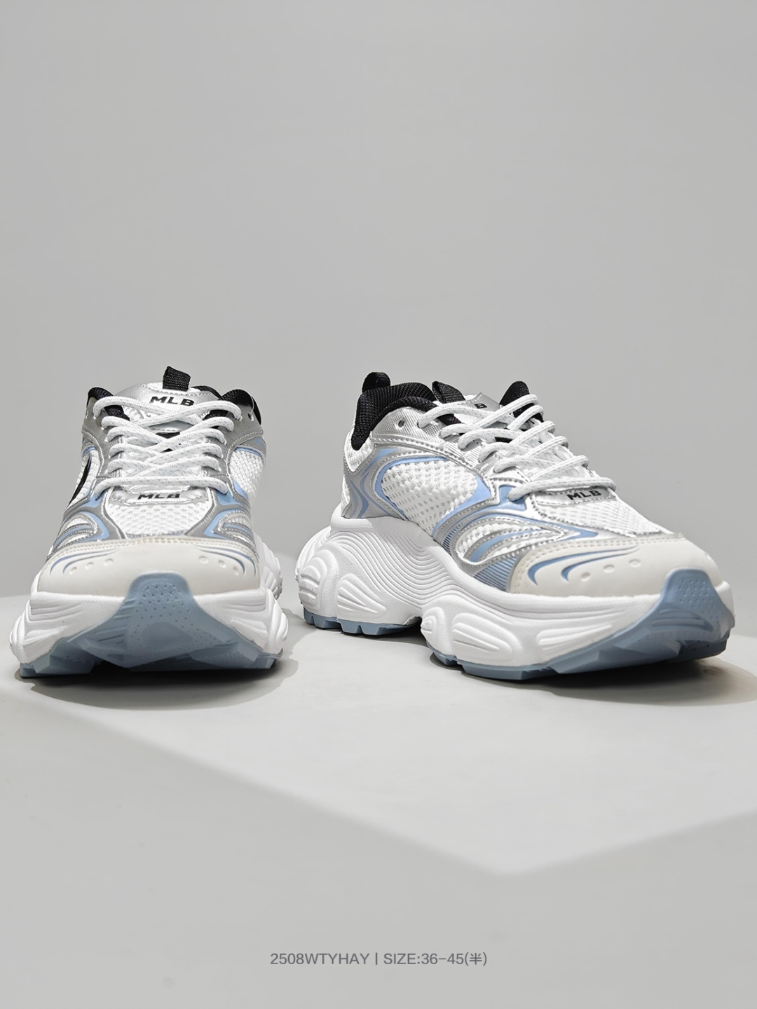 💰160
原楦原纸版数据开发,采用优质轻量克重纤维移膜皮革及透气网面鞋面材质,全新开发4.5cm厚度MD缓震组合防滑耐磨橡胶大底❗️潮人皆有MLB!联乘美国榄球洋基队New York Yankees x MLB Winner Chunky 优胜者系列低帮厚底复古老爹风休闲运动慢跑鞋 3ASHWD15N
码数:36 36.5 37.5 38 38.5 39 40 40.5 41 42 42.5 43 44 45
编号:2508WTYHAY