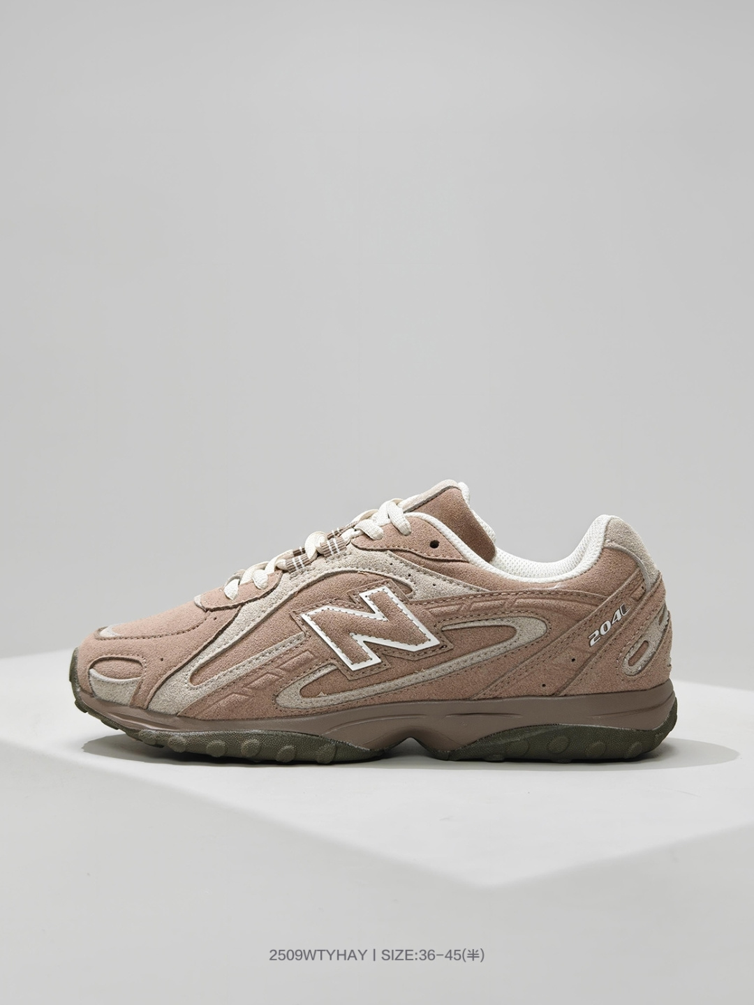 新百伦New Balance 新百伦204系列复古休闲运动百搭老爹跑步鞋 U204LMMA 轻盈脚感质感兼具 鞋身搭载EVA科技中底,适用多元穿搭场合为户外出行提供舒适长远的穿搭体验 编号:2509WTYHAY