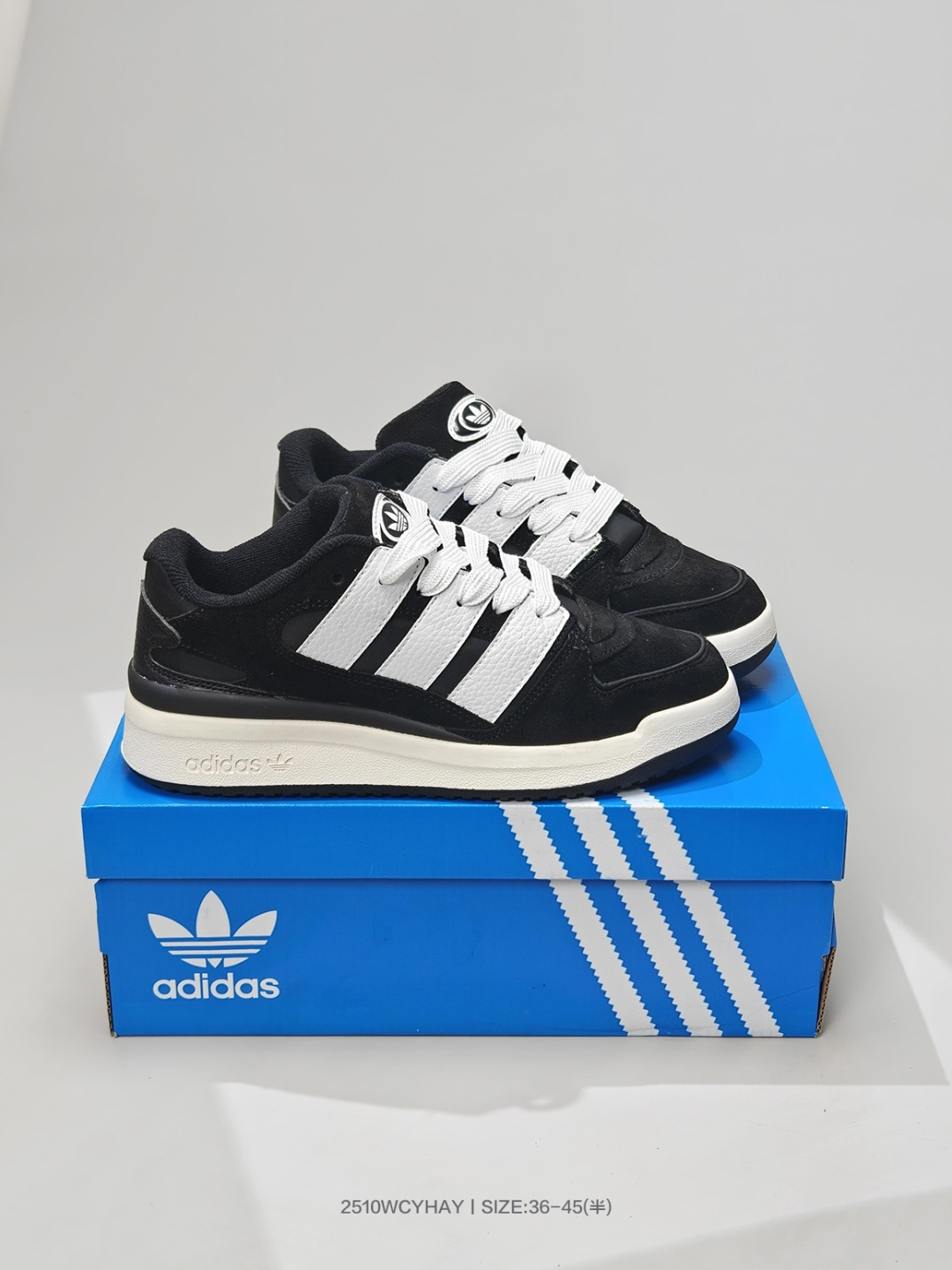 🈴💰140
阿迪达斯Adidas LABCOURT 百搭休闲轻松舒适耐磨透气低帮板鞋鞋面使用了绒毛麂皮 ，鞋面和鞋底连接处使用了包边处理，看起来更加精致有型;内里也使用了光滑的优质皮革，鞋垫上的Adidas LOGO彰显品牌身份，鞋子后脚跟处的英文ENDINEERED FOR THE STYLE OF FUTURE译为“为未来的风格而设计” ! JS0996

码数：36 36.5 37 38 38.5 39 40 40.5 41 42 42.5 43 44 45
编号：2510WCYHAY